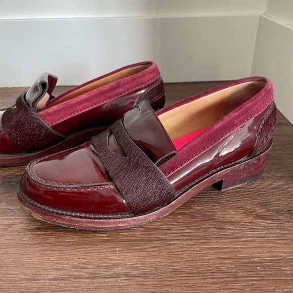 Gorgeous Acne oxblood patent leather and pony hair loafers - Picture 2 of 4